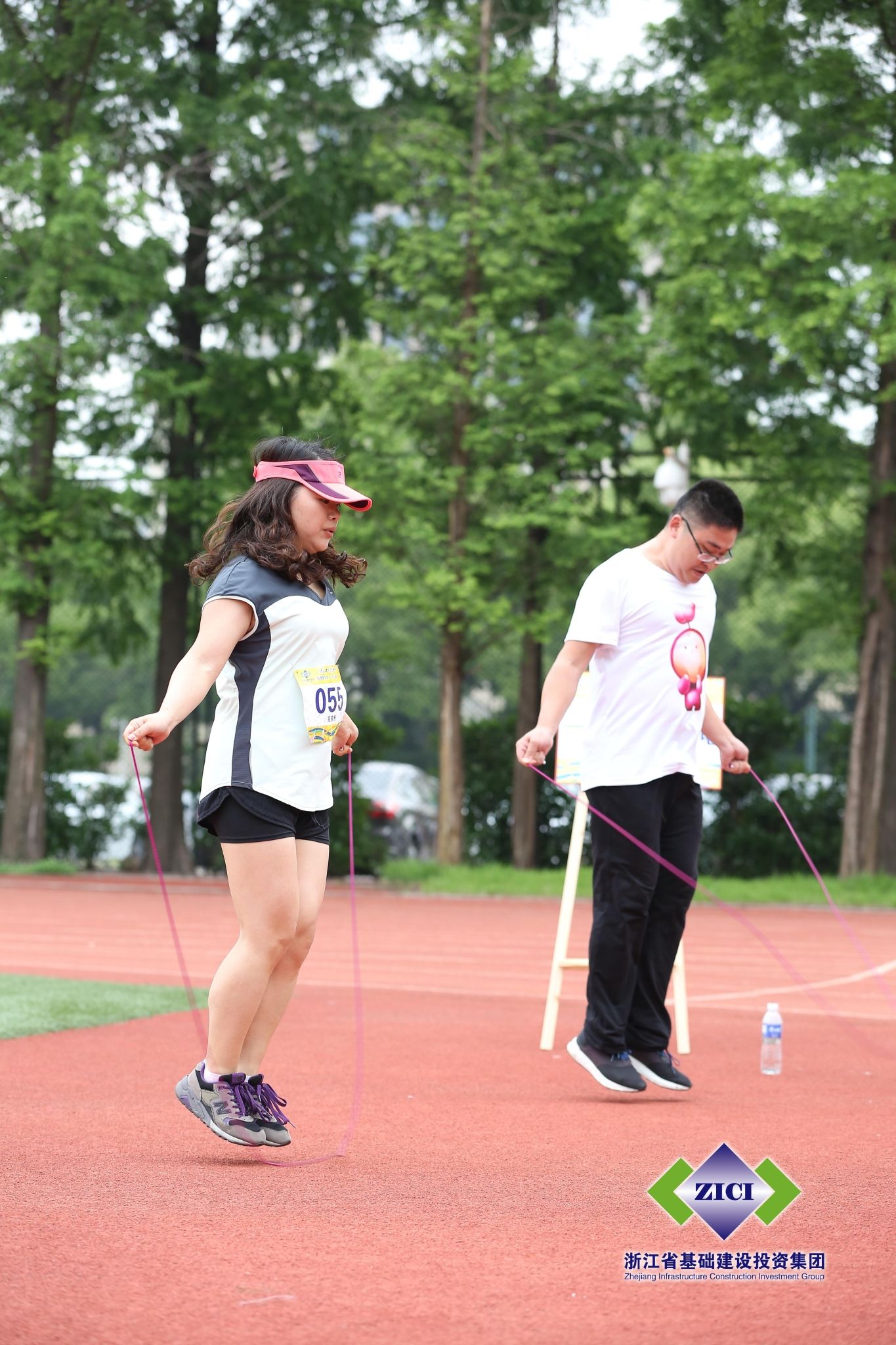 15262805716925947jXy.jpg 6334865.jpg